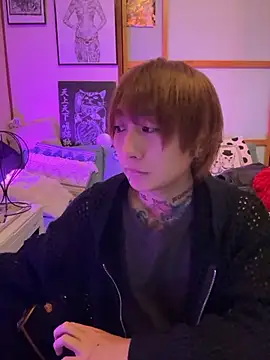 Snapshot of ryokunero chatting on 09.19.25 ryokunero online show from 09.19.25