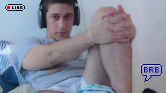 Snapshot of chicoinhibido chatting on 03.21.25 chicoinhibido online show from 03.21.25