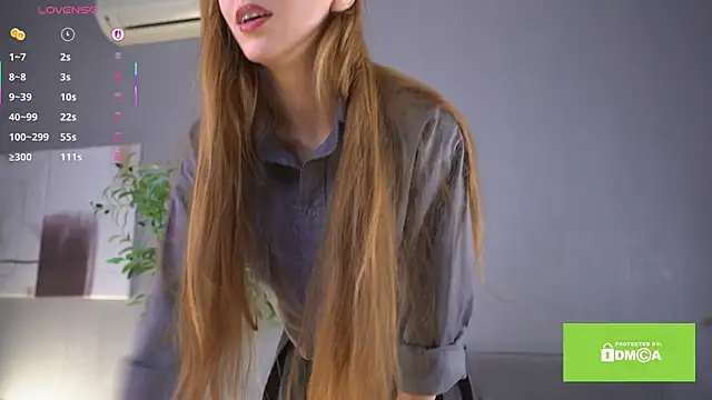 Snapshot of blue_fog chatting on 10.06.25 blue fog online show from 10.06.25