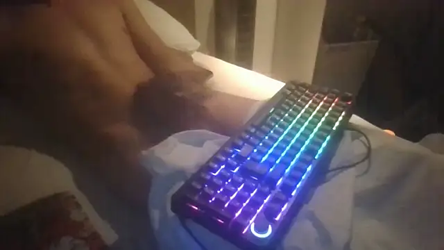 Snapshot of macford1 chatting on 10.02.25 macford1 online show from 10.02.25