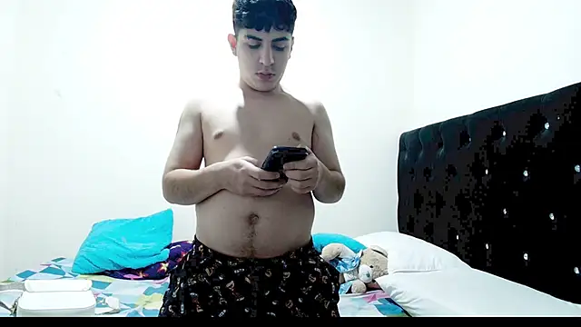 Kymberlyandlucas2 online show from 02.26.26