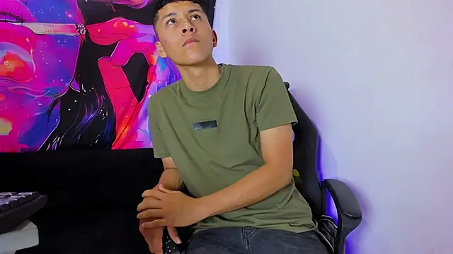 Snapshot of MAXXY_CUTE chatting on 03.13.25 MAXXY CUTE online show from 03.13.25