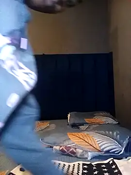 Snapshot of SexyShybarbie chatting on 11.27.25 SexyShybarbie online show from 11.27.25