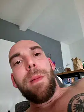 Smokeym123 online show from 03.12.25