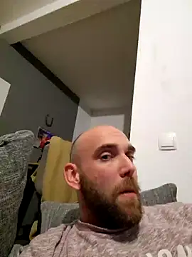 Smokeym123 online show from 03.19.25