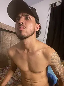 Snapshot of Zayn_kane chatting on 05.19.26 Zayn kane online show from 05.19.26