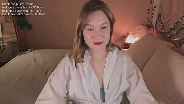 Snapshot of saint_trisha chatting on 04.21.26 saint trisha online show from 04.21.26