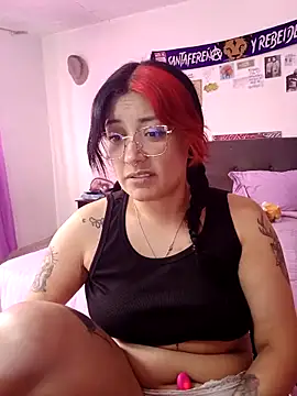 DaniPoison online show from 02.25.26