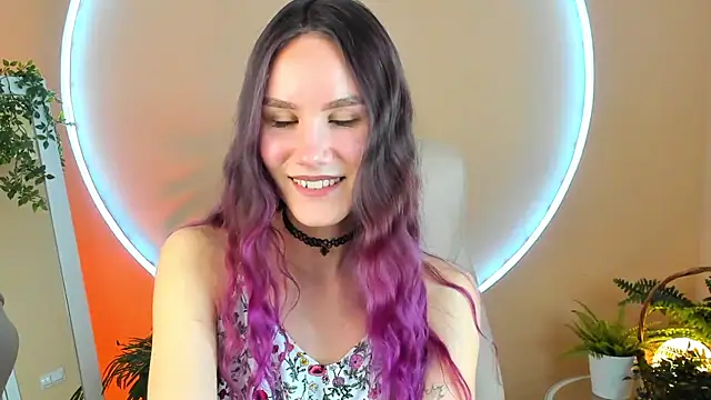 Snapshot of Clare__Florence chatting on 03.11.25 Clare Florence online show from 03.11.25