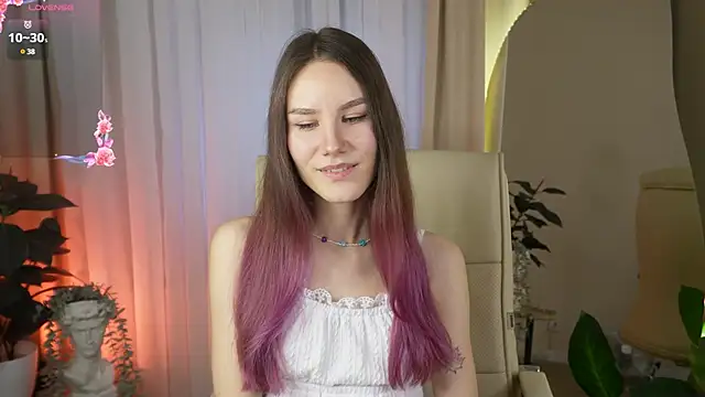 Clare  Florence online show from 03.20.25