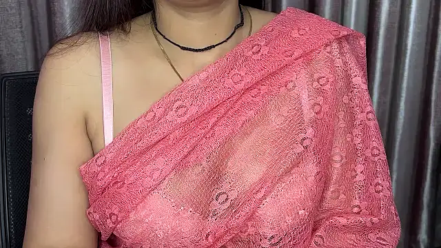 Snapshot of Eeraa_ chatting on 04.11.26 Eeraa online show from 04.11.26