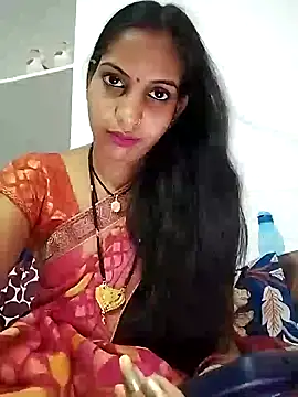 Snapshot of Hotty-Nidhi chatting on 03.13.25 Hotty-Nidhi online show from 03.13.25