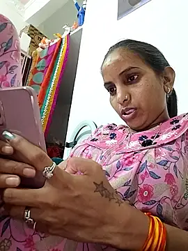 Hotty-Nidhi online show from 02.12.26