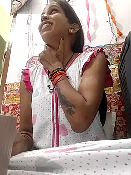 Snapshot of Hotty-Nidhi chatting on 06.13.26 Hotty-Nidhi online show from 06.13.26
