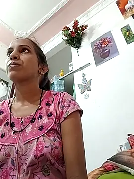 Snapshot of Hotty-Nidhi chatting on 06.20.26 Hotty-Nidhi online show from 06.20.26