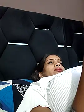 Snapshot of Hotty-Nidhi chatting on 06.29.26 Hotty-Nidhi online show from 06.29.26