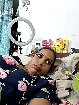 Snapshot of Hotty-Nidhi chatting on 07.01.26 Hotty-Nidhi online show from 07.01.26