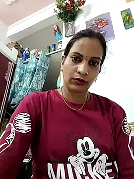 Snapshot of Hotty-Nidhi chatting on 07.27.26 Hotty-Nidhi online show from 07.27.26
