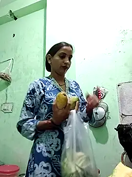 Snapshot of Hotty-Nidhi chatting on 07.28.26 Hotty-Nidhi online show from 07.28.26