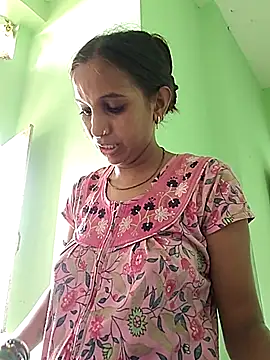 Hotty-Nidhi online show from 07.30.26