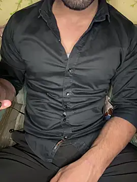 Snapshot of HARSHHU01 chatting on 09.11.25 HARSHHU01 online show from 09.11.25