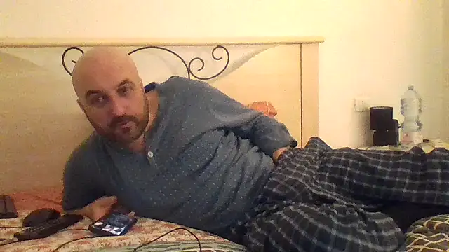 Snapshot of maxxxio12 chatting on 03.08.25 maxxxio12 online show from 03.08.25