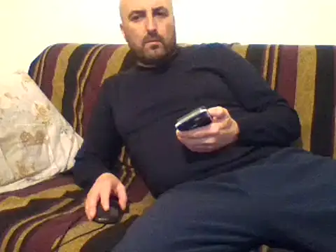 Snapshot of maxxxio12 chatting on 03.14.25 maxxxio12 online show from 03.14.25