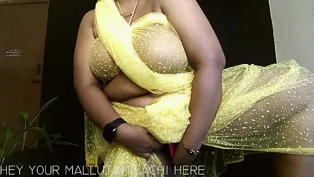 Snapshot of mallutamizhachi chatting on 10.12.25 mallutamizhachi online show from 10.12.25