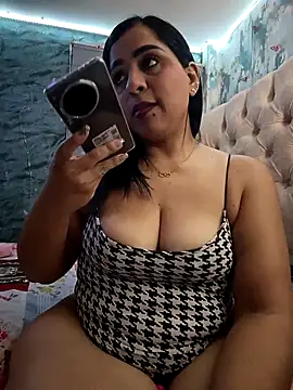 L ucero online show from 09.10.25