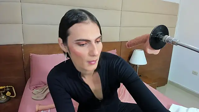 Snapshot of shantall_skinny chatting on 02.05.26 shantall skinny online show from 02.05.26