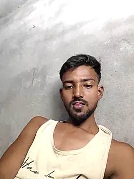 India HOT23 online show from 10.08.25