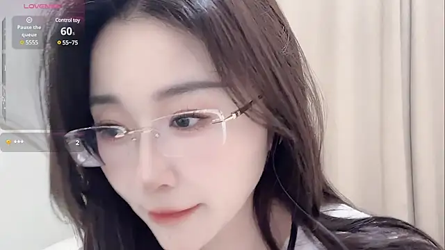 Snapshot of sexy-cc666 chatting on 03.10.25 sexy-cc666 online show from 03.10.25