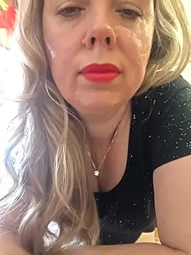 Irina3718 online show from 04.25.26