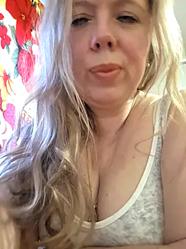 Irina3718 online show from 04.28.26