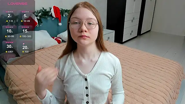 Snapshot of luv_tessa chatting on 01.10.26 luv tessa online show from 01.10.26