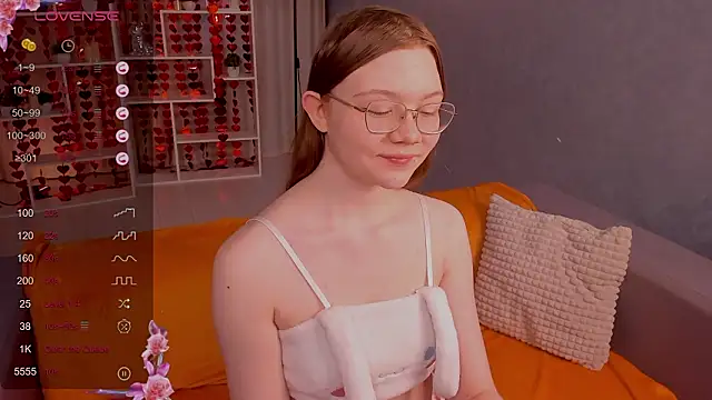 Snapshot of luv_tessa chatting on 02.13.26 luv tessa online show from 02.13.26