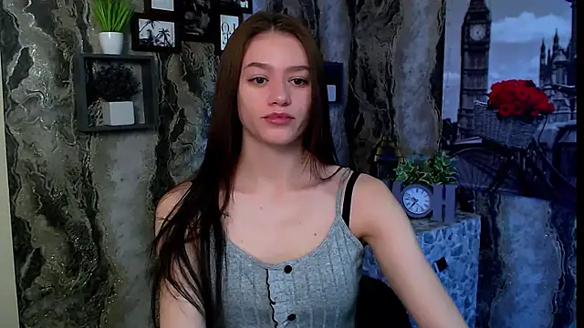 Snapshot of LanaTey chatting on 02.25.26 LanaTey online show from 02.25.26