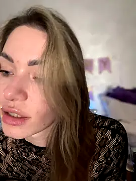 SweetDarling7 online show from 12.20.25