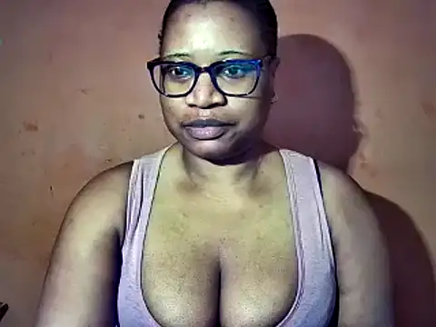 Snapshot of sexyamanda_ chatting on 09.22.25 sexyamanda online show from 09.22.25