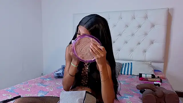 megan stathann online show from 02.04.26