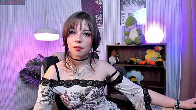Snapshot of Miyuki_wolf chatting on 10.09.25 Miyuki wolf online show from 10.09.25