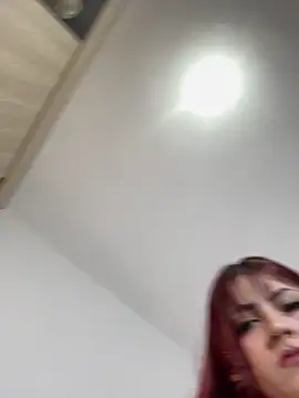 Ivelleee  online show from 06.05.26