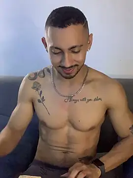 Snapshot of NicolasChest_xxx chatting on 07.05.26 NicolasChest xxx online show from 07.05.26