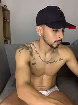 Snapshot of NicolasChest_xxx chatting on 07.13.26 NicolasChest xxx online show from 07.13.26