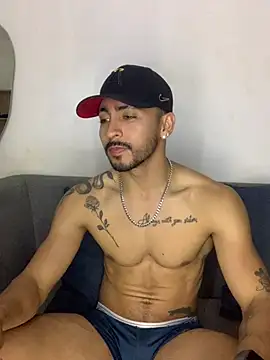 Snapshot of NicolasChest_xxx chatting on 07.15.26 NicolasChest xxx online show from 07.15.26