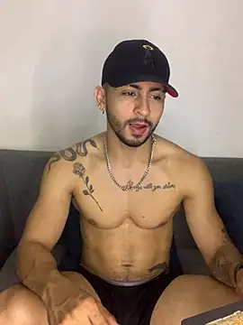 Snapshot of NicolasChest_xxx chatting on 07.23.26 NicolasChest xxx online show from 07.23.26
