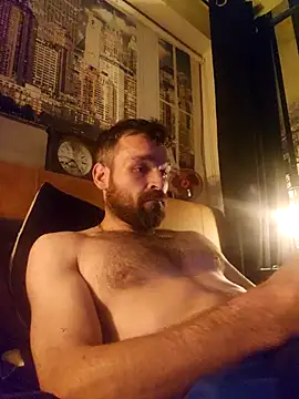 Snapshot of LKC94 chatting on 09.10.25 LKC94 online show from 09.10.25