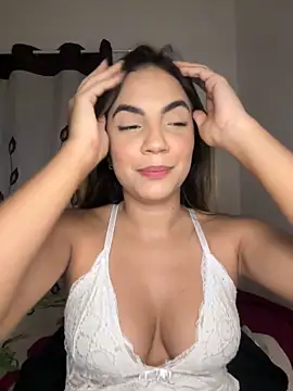 Snapshot of BadKay chatting on 03.23.25 BadKay online show from 03.23.25