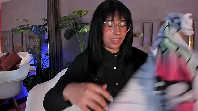 Karin Ks online show from 06.30.26