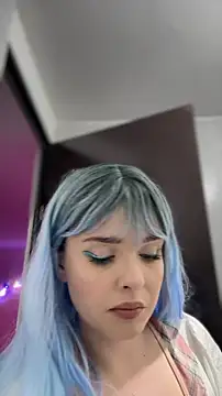 Snapshot of LoganPeny chatting on 11.03.25 LoganPeny online show from 11.03.25